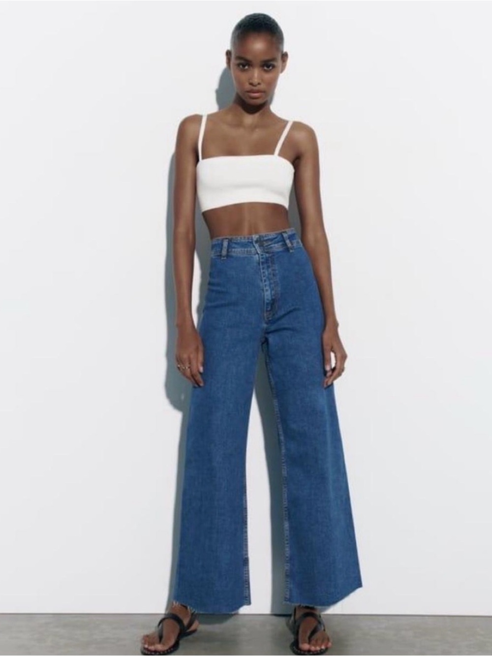 Zara Seventies Style Wide Leg, High Waist Jeans, Size 8